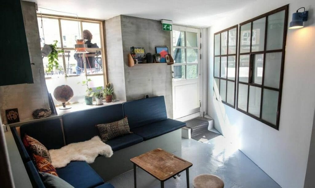 Woodah boutique hostel