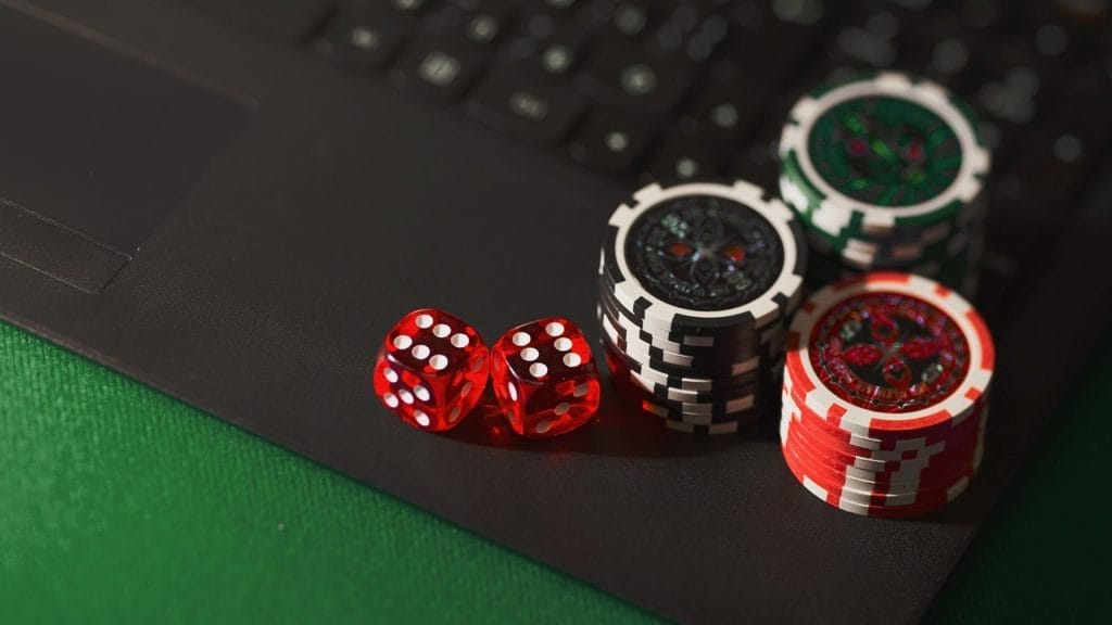 Terningebrikker til onlinespil