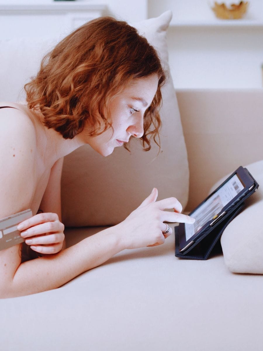 danes online shopping facts