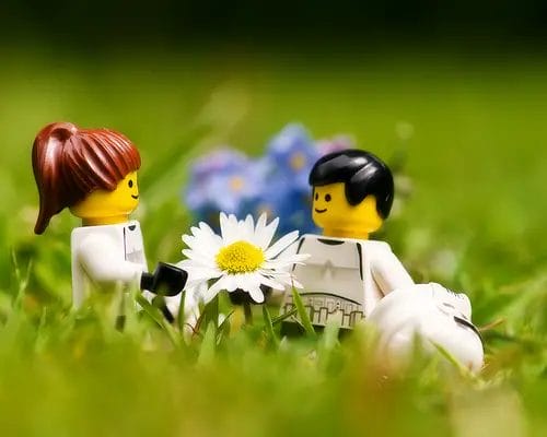 Lego romance